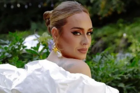 Adel Kraliça Elizabetə "yox" dedi