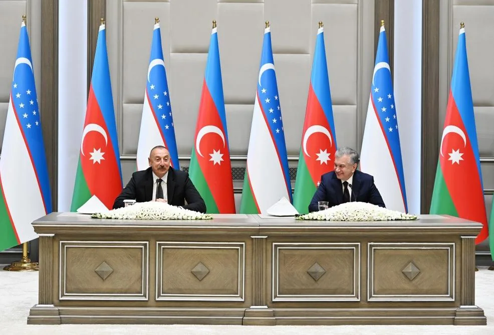 Azərbaycan və Özbəkistan prezidentləri mətbuata bəyanatlarla çıxış ediblər