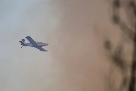 Türkiyədə meşə yanğını - Havaya helikopter və təyyarələr qalxdı - FOTOLAR