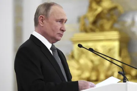 Kremldən "Putin xəstədir" iddialarına cavab