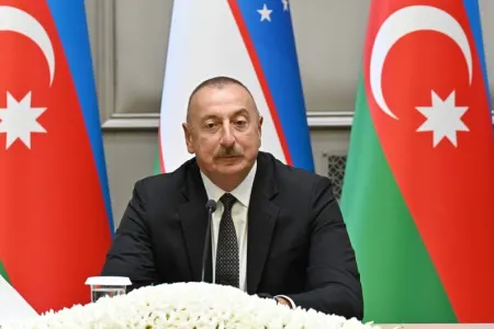 "Özbək və Azərbaycan xalqları bir yumruq kimi birlikdə olacağıq"