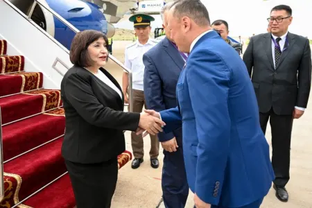 Sahibə Qafarova Qırğızıstana səfərə getdi