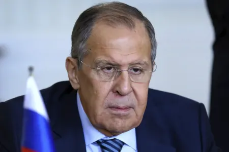 Sergey Lavrov: - "Ermənistan tərəfi sülh müqaviləsi ilə bağlı danışıqlar aparmağa hazırdır"