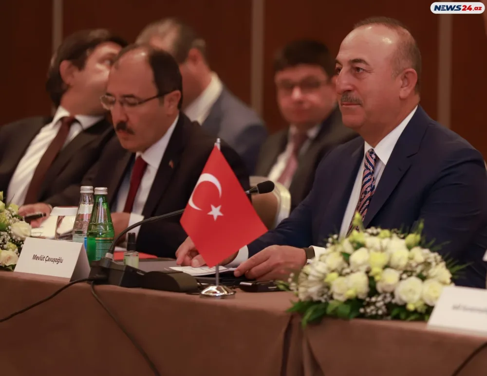 Bakıda Azərbaycan, Türkiyə, Qazaxıstanın üçtərəfli toplantısı keçirilir - -Foto