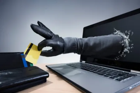 Bakıda qadının bank hesabından pul oğurlandı