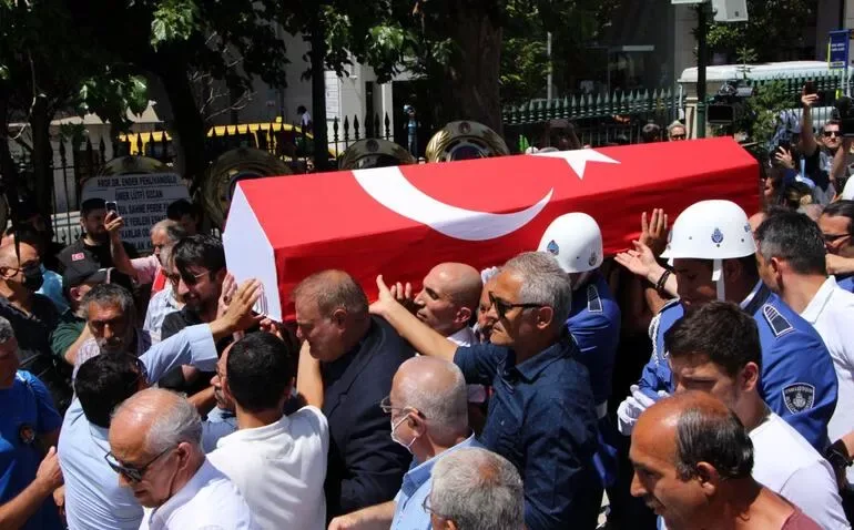 Cüneyt Arkınla vida mərasimi keçirilir- - CANLI