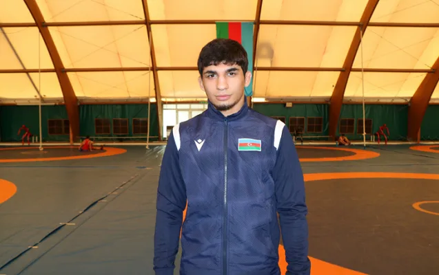 Ermənistan himninə görə kürsünü tərk edən güləşçimizin medalı alındı - FOTO/VİDEO