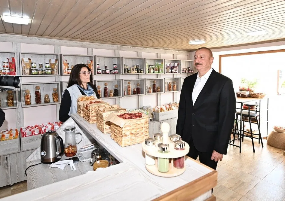 Prezident Ramana qəsəbəsində - FOTO/ VİDEO - YENİLƏNDİ