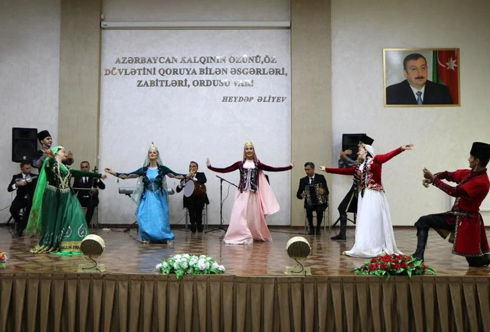 “Gizirlərin zabit vəzifələrinə hazırlığı kursu”nun ilk buraxılışı oldu