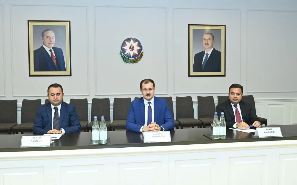 Azad olunmuş ərazilərdə yerləşən təhsil müəssisələri üçün 1 000 kompüter ianə edildi