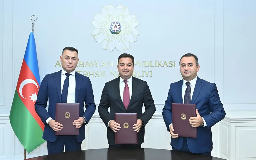 Azad olunmuş ərazilərdə yerləşən təhsil müəssisələri üçün 1 000 kompüter ianə edildi