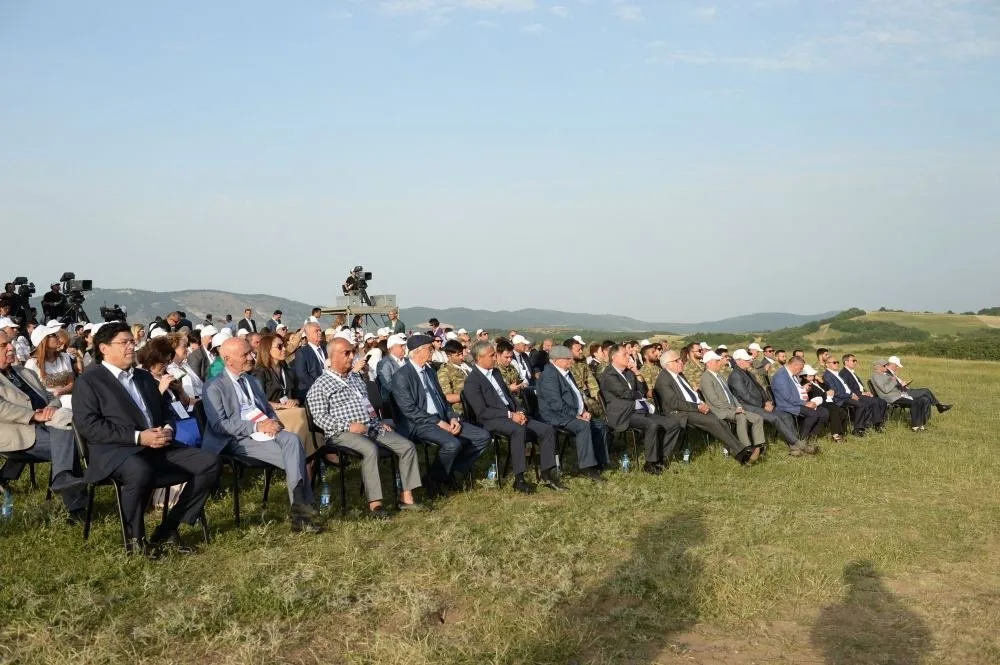 Vaqif Poeziya Günləri çərçivəsində Cıdır düzündə konsert-tamaşa təqdim olunub (FOTO)