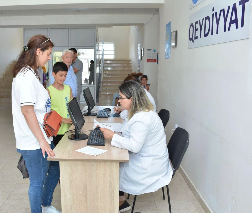Ağalı kəndinə köçürülən ailələrin tibbi müayinələrinə başlanılıb - FOTO