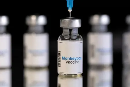 Meymunçiçəyi virusuna qarşı vaksinasiya başladı