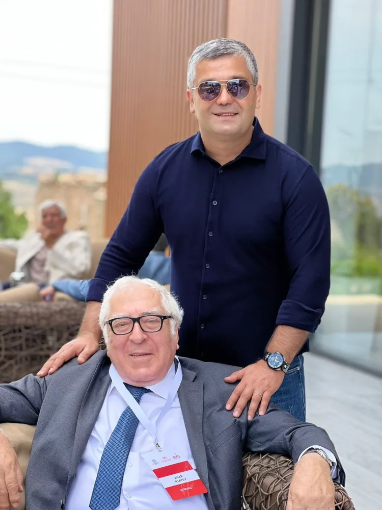 ““Dühaların divanı” bizi yaxşı eşidən düşmənə də divan tutdu” - Cəlal Qurbanov