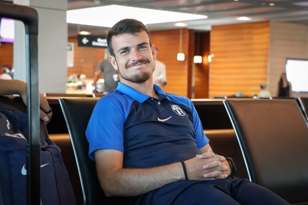 "Sürix"in futbolçuları Bakıda gəzintiyə çıxıb - VİDEO