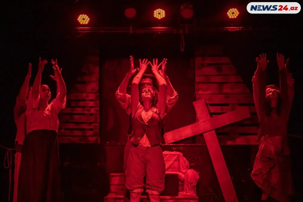 Pantomima Teatrının "İblis"i - FOTOLAR