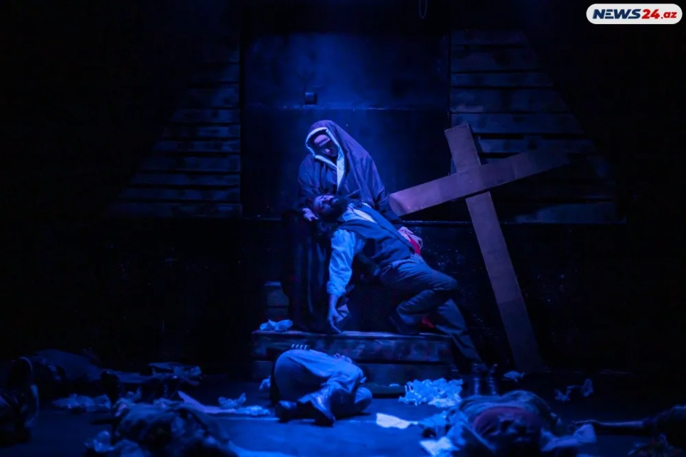 Pantomima Teatrının "İblis"i - FOTOLAR