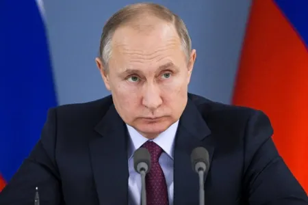 Putin İran prezidenti ilə görüşdü