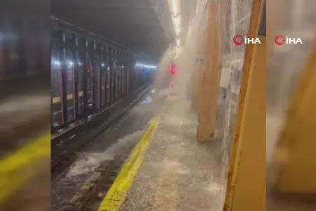 Metronu su basdı - VİDEO
