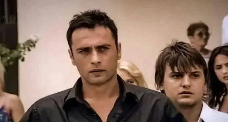 “Arka Sıradakiler” qayıdır