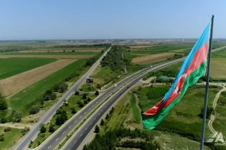 Bakıdan Gürcüstanla sərhədə qədər avtomobil yolunun bir hissəsi təmir edilib - VİDEO