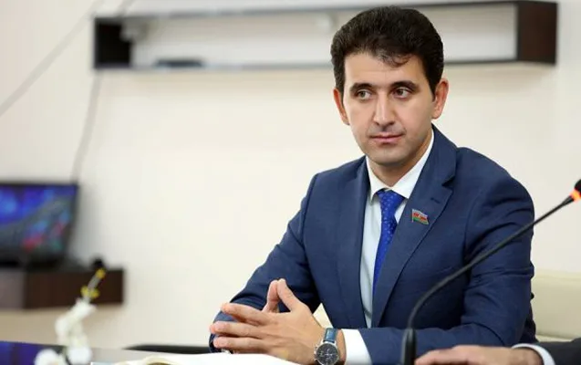 Deputatlar tətildə harada dincəlirlər?