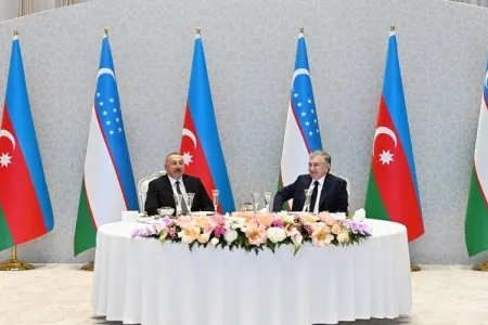 Şavkat Mirziyoyev Azərbaycana gələcək