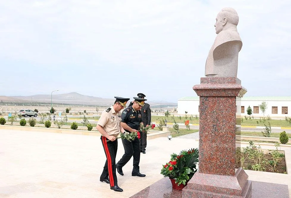 “Ordumuz istənilən döyüş tapşırığını yerinə yetirməyə hazır və qadirdir”