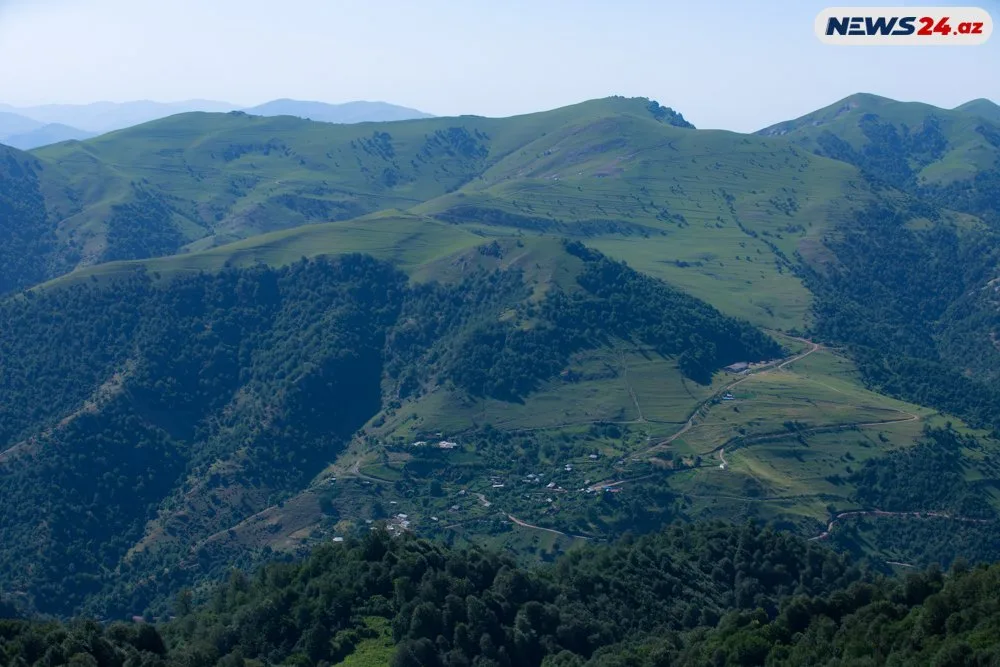 Başımın üstü Kəpəz, ayağımın altı Göygöl- "Azərbaycanın mirvarisi"ndən - FOTOREPORTAJ