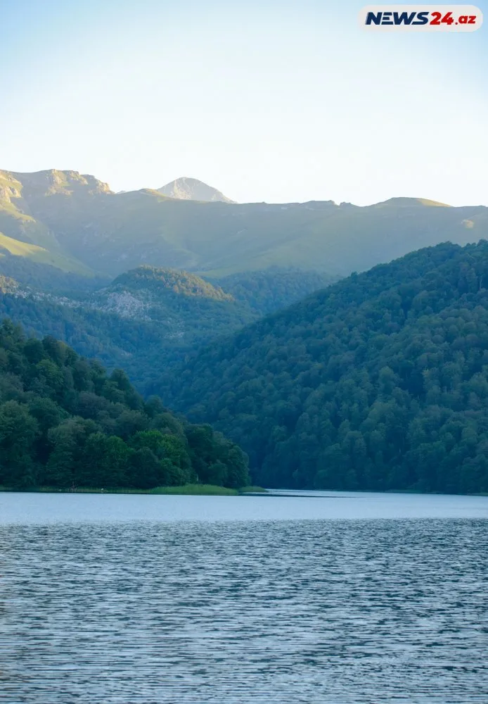 Başımın üstü Kəpəz, ayağımın altı Göygöl- "Azərbaycanın mirvarisi"ndən - FOTOREPORTAJ