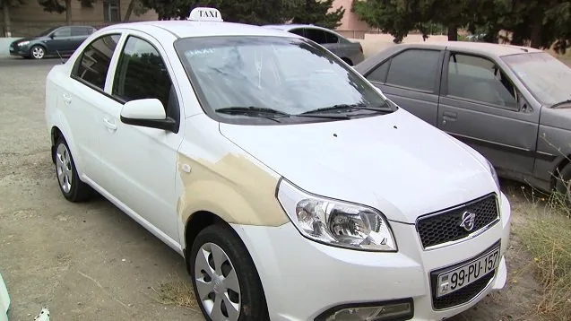 Heroin qəbul edən taksi sürücüsü saxlanıldı - Foto