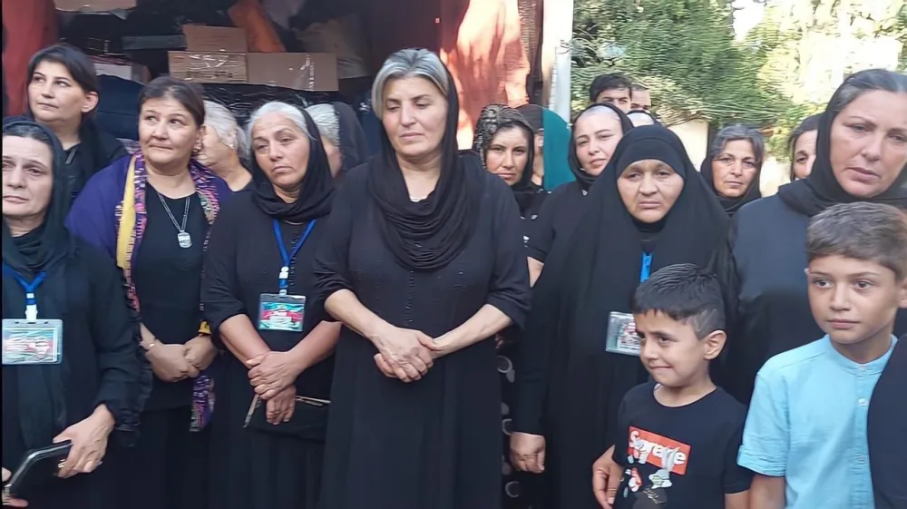 Masallı sakinləri işdən çıxarılan icra başçısını belə yola saldı - Foto/Video