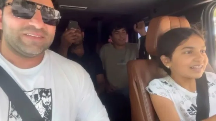 Kamillə Gülayın 10 yaşlı qızı maşın sürdü - VİDEO