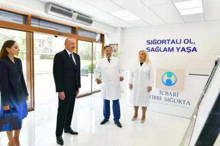 Prezident xanımı ilə Bakıdakı doğum evində yaradılan şəraitlə tanış oldu
