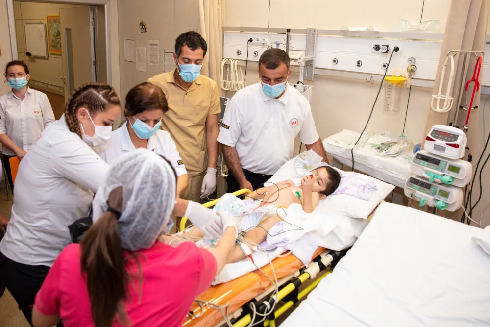 3 yaşlı şəhid övladı xüsusi təyyarə ilə Türkiyəyə müalicəyə göndərildi - -FOTO