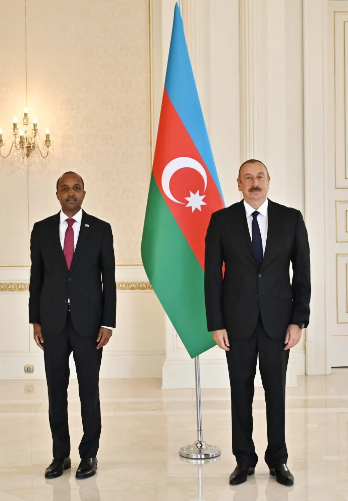 Prezident Ruandanın yeni səfirinin etimadnaməsini qəbul etdi - YENİLƏNİB