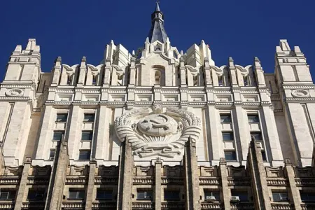 Moskva Vaşinqtonu üçüncü ölkələrdən nüvə silahlarını çıxarmağa - Çağırdı