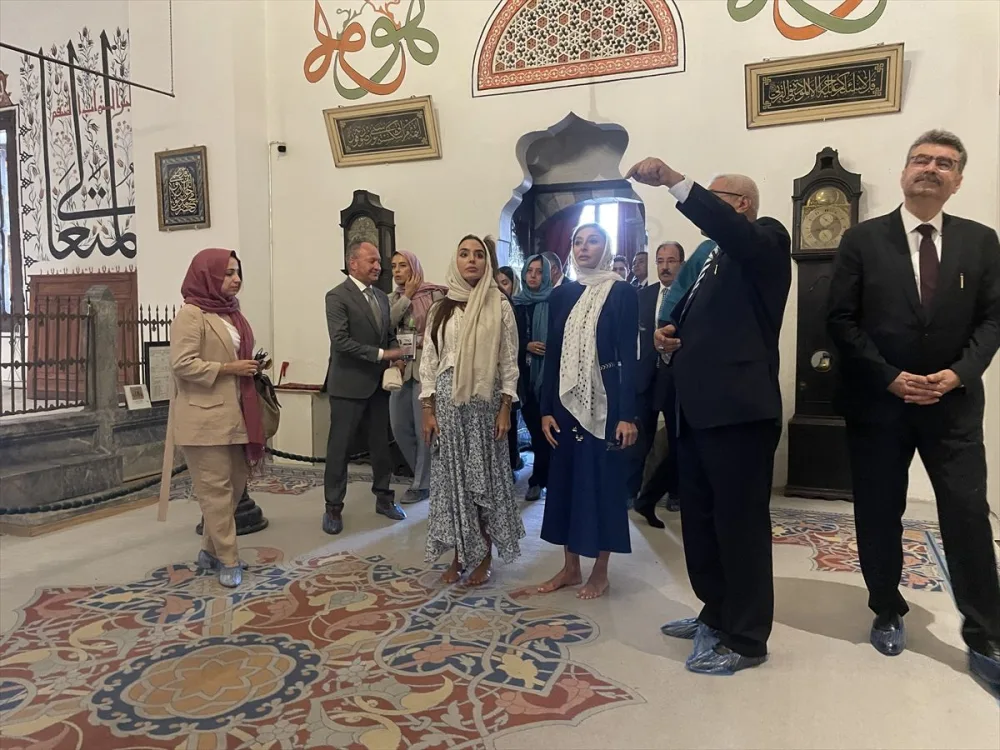 Mehriban Əliyeva və Leyla Əliyeva Mövlanə Muzeyində - FOTO - YENİLƏNİB