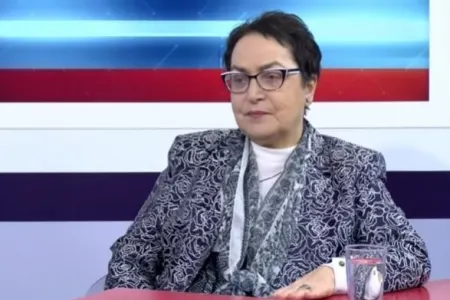 "Ermənilər Azərbaycan vətəndaşlığını qəbul etməlidir"- Larisa Alaverdyan