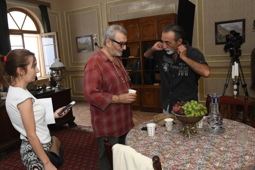 “Mehmandarovlar” filminin çəkilişləri başa çatdı