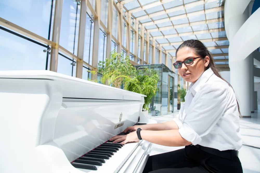 Bu təcrübəçilər "Xəzər TV"də işlə təmin olundular - FOTO/VİDEO