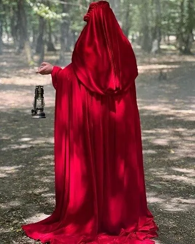 Damla “Qırmızı papaq” oldu - Fotolar