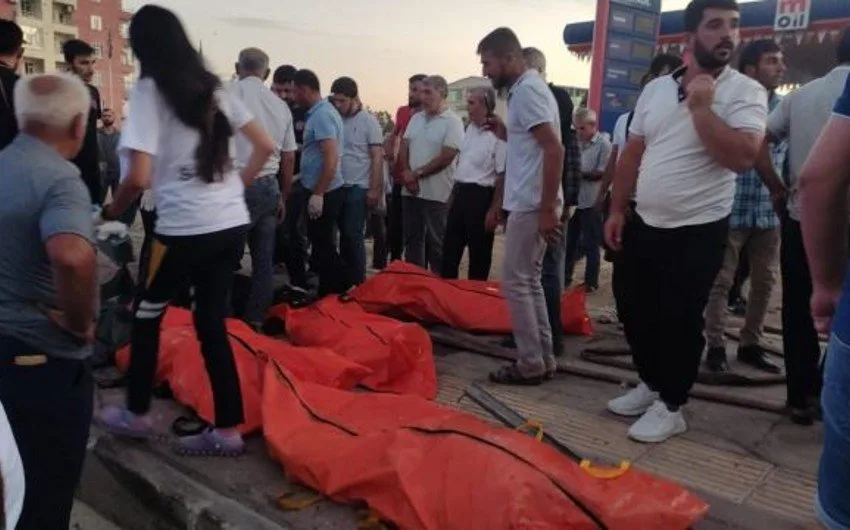 Türkiyədə daha bir ağır qəza,ölən və yaralananlar var - Video+Foto