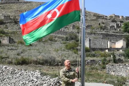 "Bayrağımız Qarabağda, Zəngəzurda dalğalanır" - İlham Əliyev