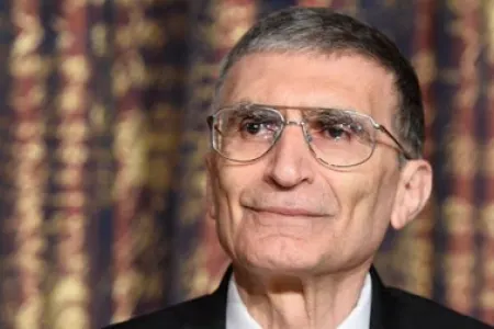 Türk alimdən beyin şişlərinin müalicəsində inqilabi kəşf