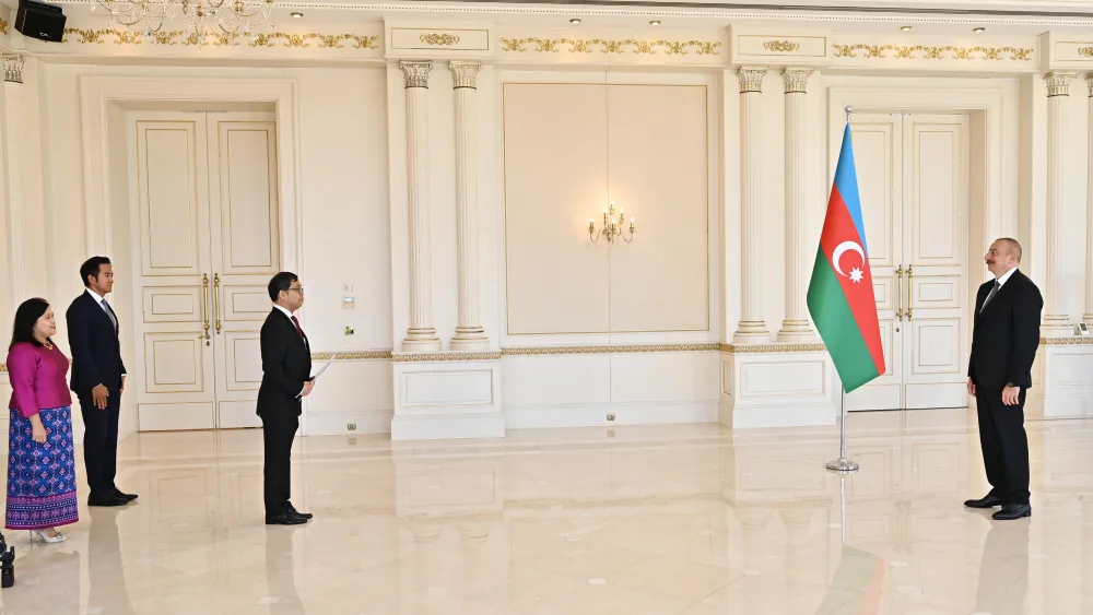 Prezident yeni səfirin etimadnaməsini qəbul etdi - FOTO