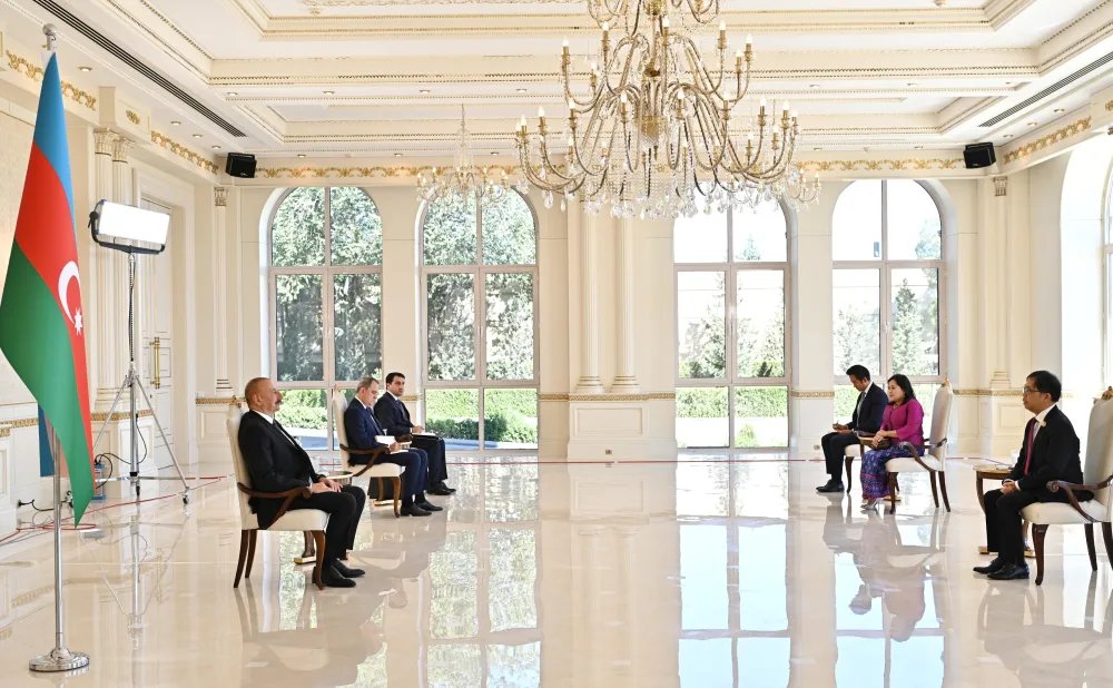 Prezident yeni səfirin etimadnaməsini qəbul etdi - FOTO