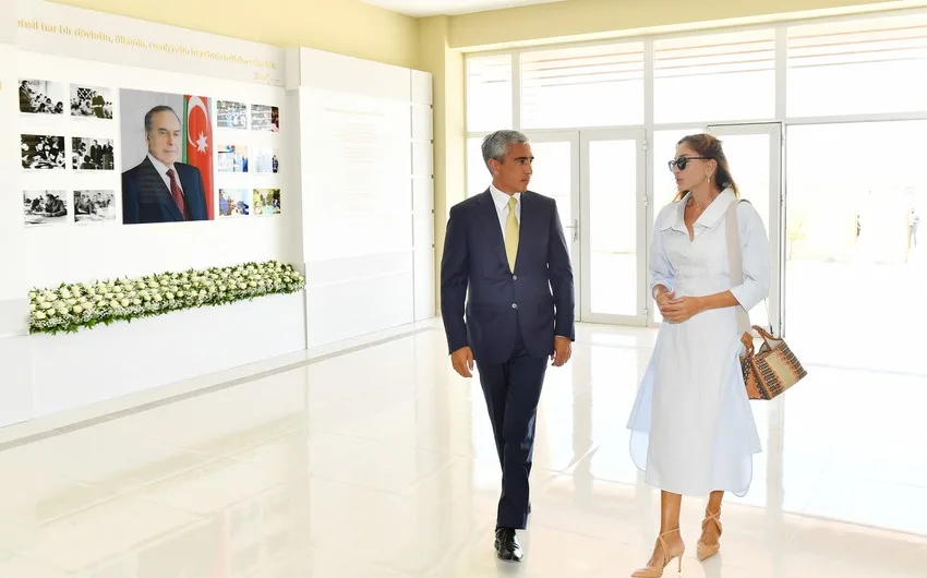 Mehriban Əliyeva Bakıda açılışlarda iştirak etdi