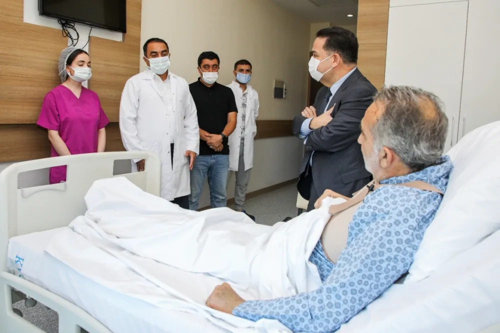Xalq artisti Qurban İsmayılov ürəyindən əməliyyat olundu - FOTOLAR